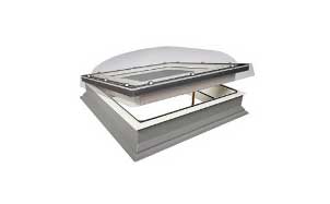 Окно для плоских крыш FAKRO DMC-C P2 с куполом, 1200*1200 мм